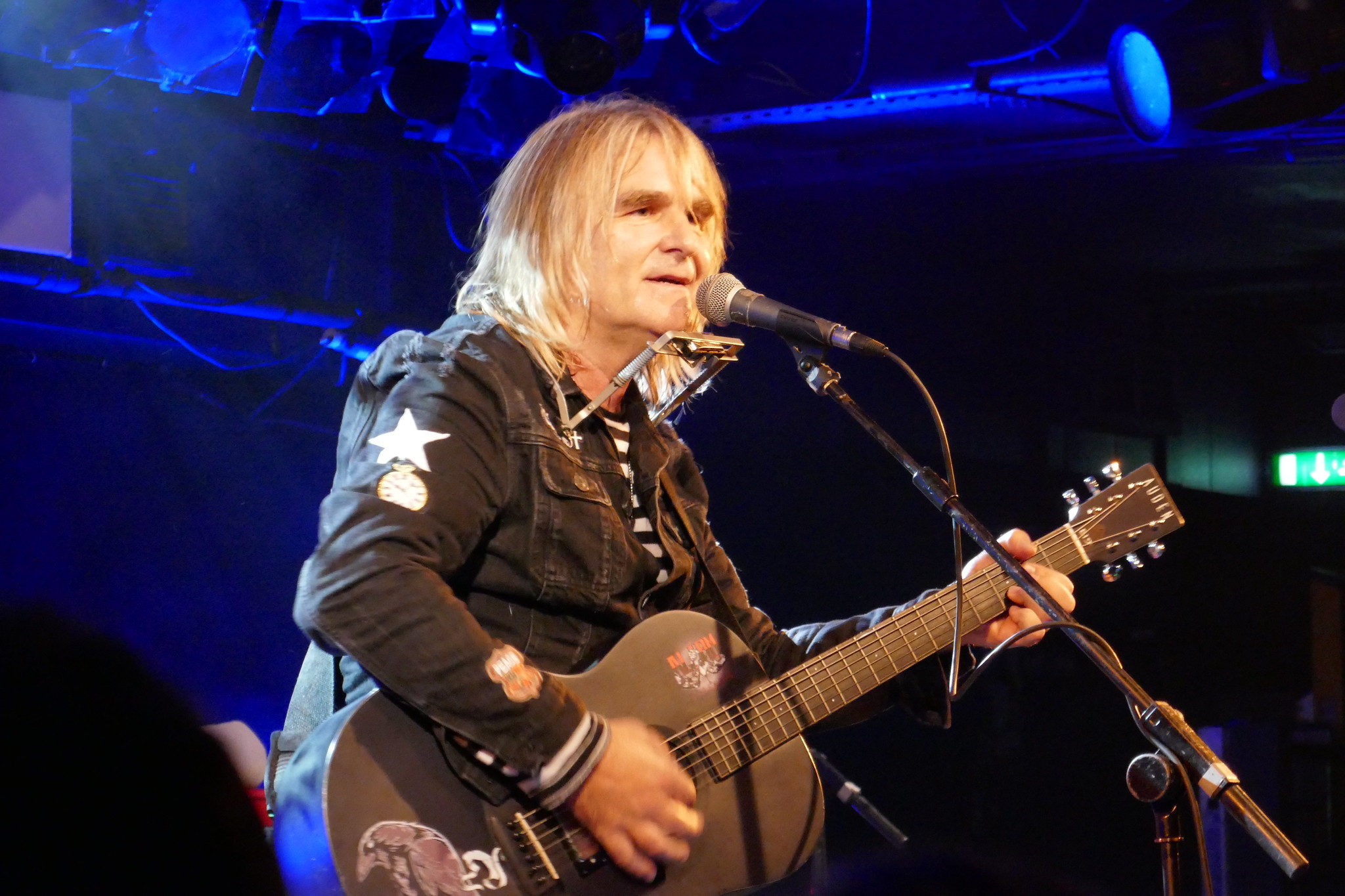 Mike Peters Alarm